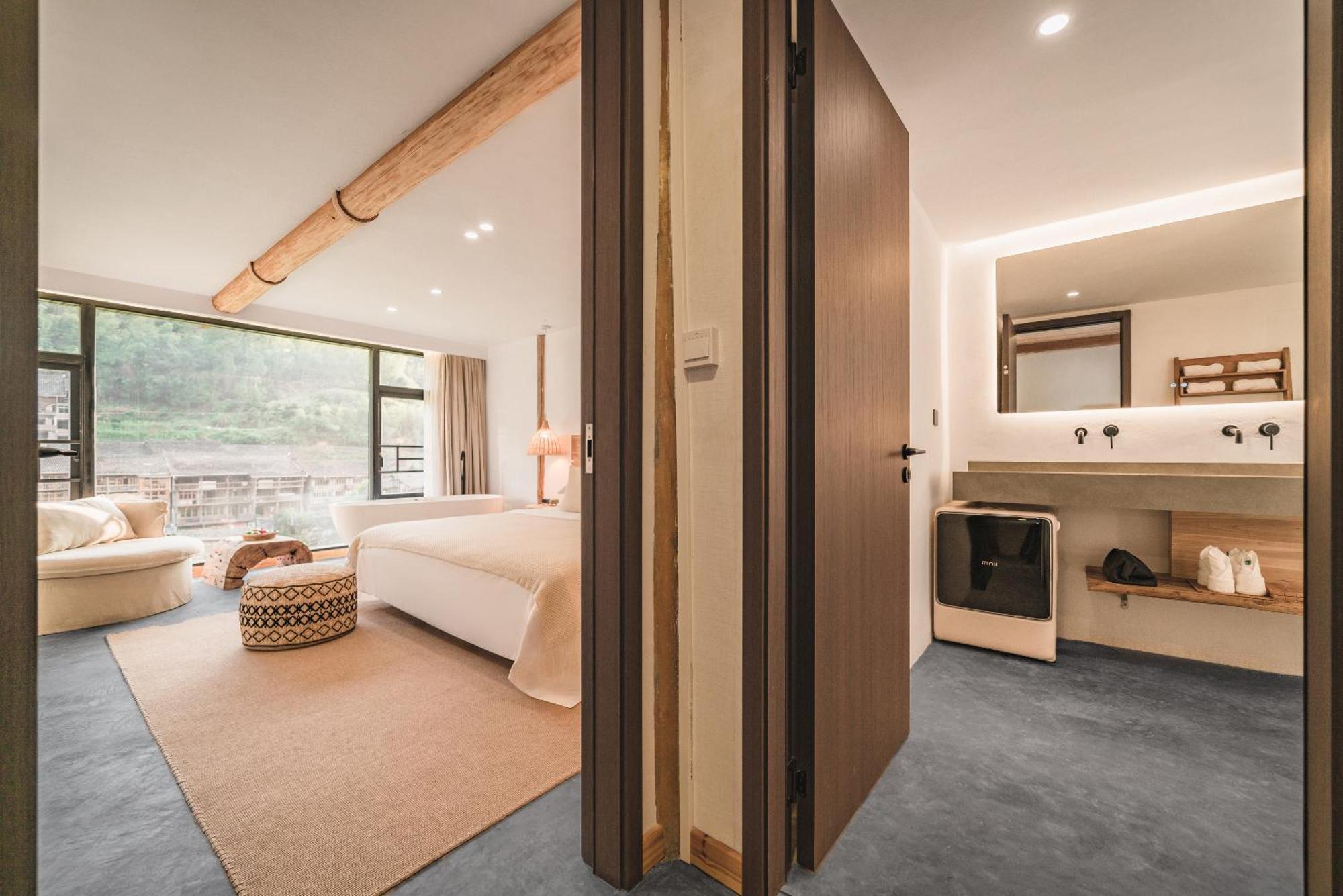 肇兴溪舍山堂 Creekside Inn 黎平 エクステリア 写真