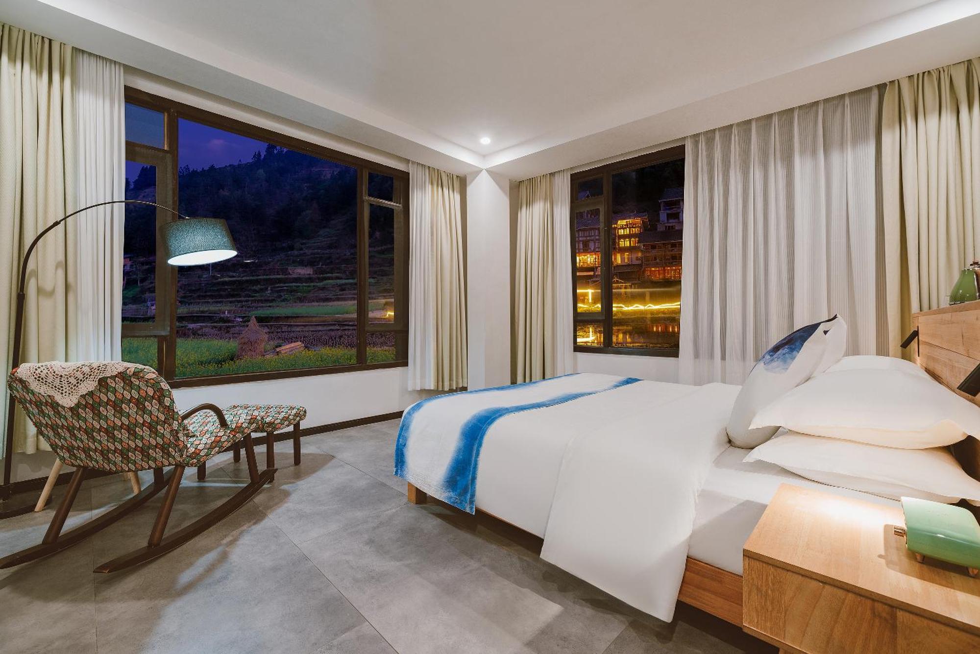 肇兴溪舍山堂 Creekside Inn 黎平 エクステリア 写真