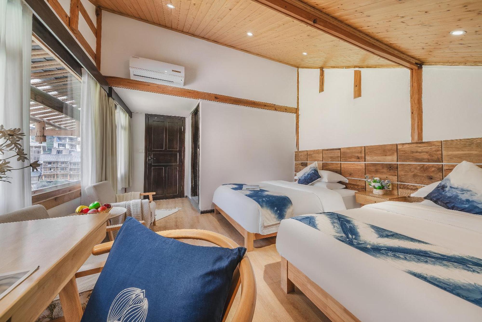 肇兴溪舍山堂 Creekside Inn 黎平 エクステリア 写真